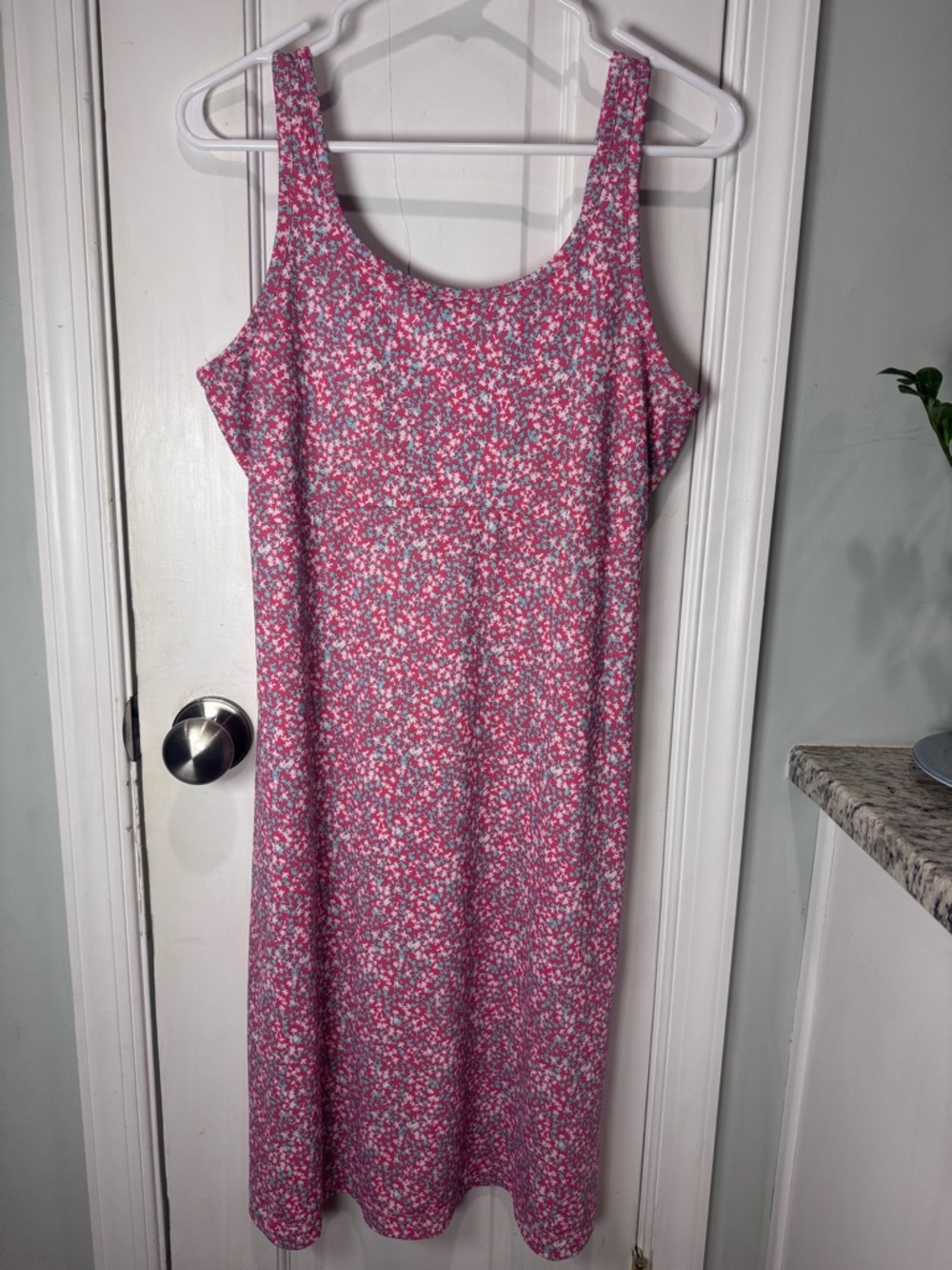 Columbia Omni freeze cooling technology Pink Floral Midi Dress